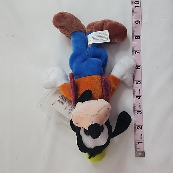 Vintage NWT Disney Goofy Plush Y2K 45 Years of Magic Disneyland Figurine - Picture 12 of 13